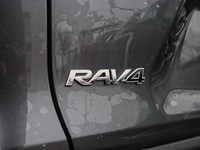 2022 Toyota RAV4 XLE | AWD | 2.5L | ROOF | HTD STR WHL |ADPTV CRUIS