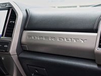 2022 Ford F-250 LARIAT | 4X4 | 7.3L | BLK PK | ROOF | FX4 | 20s