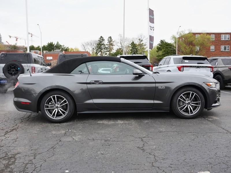 2015 Ford Mustang Conv GT Premium | 5.0L | AUTO | NAV | LOW KMS!!