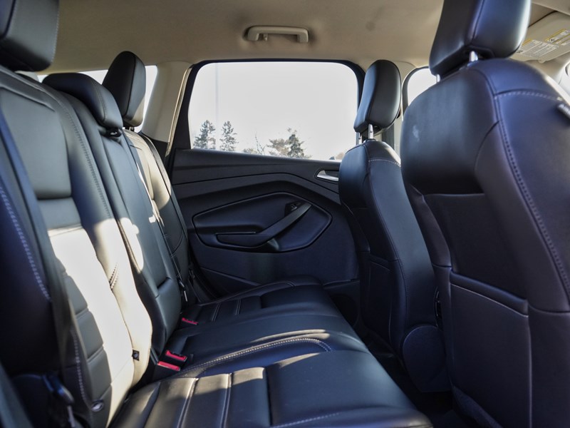 2019 Ford Escape SEL | 4WD | 1.5L | NAV | PWR LIFTGATE | ACTIVE X