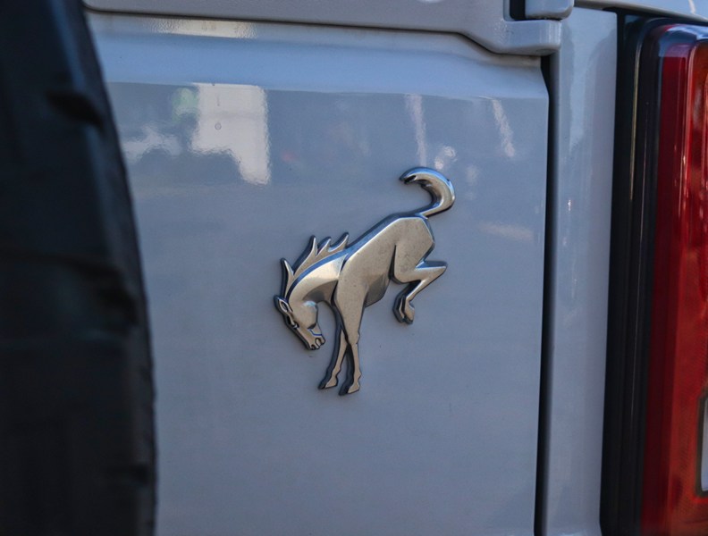 2022 Ford Bronco Outer Banks | 4X4 | 2.3L |LUX PKG |HARD TP|LEATHER