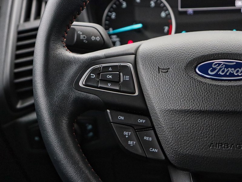 2022 Ford EcoSport SE | 4WD | 2.0L | NAV | REAR CAM | HTD SEATS | 17s