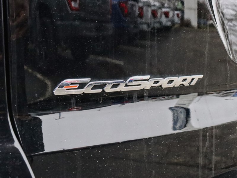 2022 Ford EcoSport SE | 4WD | 2.0L | NAV | REAR CAM | HTD SEATS | 17s