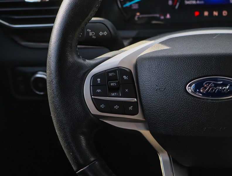 2022 Ford Explorer Limited | 4WD | HYBRID | NAV | ROOF | TOW | 360