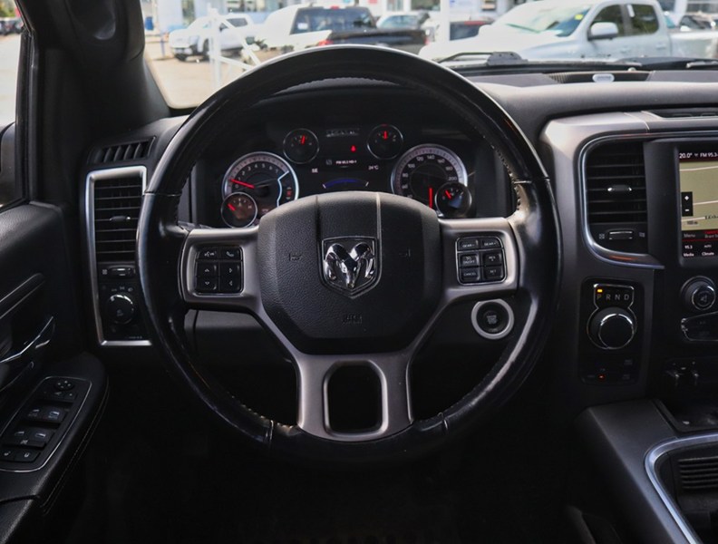2022 RAM 1500 Classic Warlock | 4X4 | 5.7L |NAV| HTD STR WHL| PREM SOUND