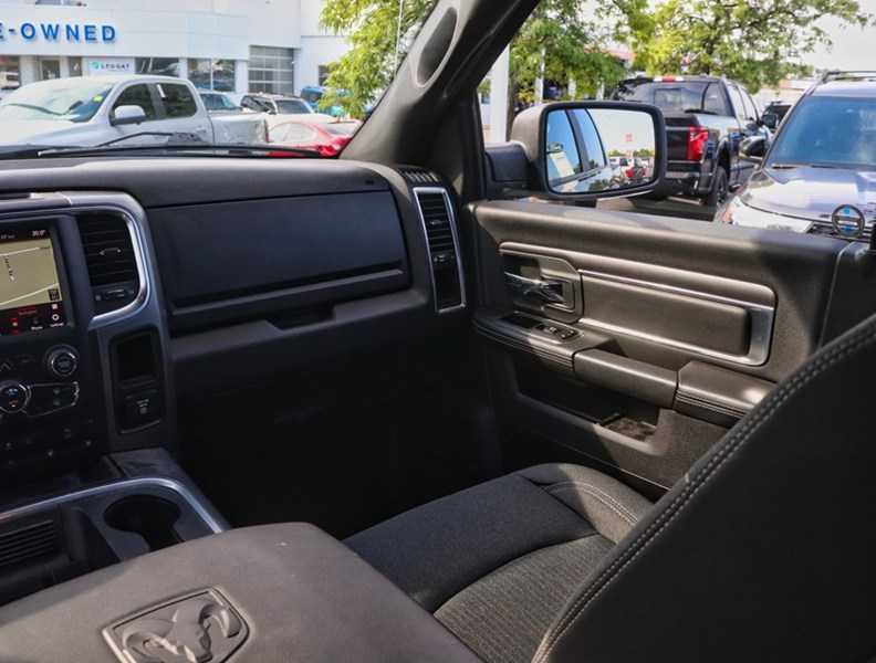2022 RAM 1500 Classic Warlock | 4X4 | 5.7L |NAV| HTD STR WHL| PREM SOUND