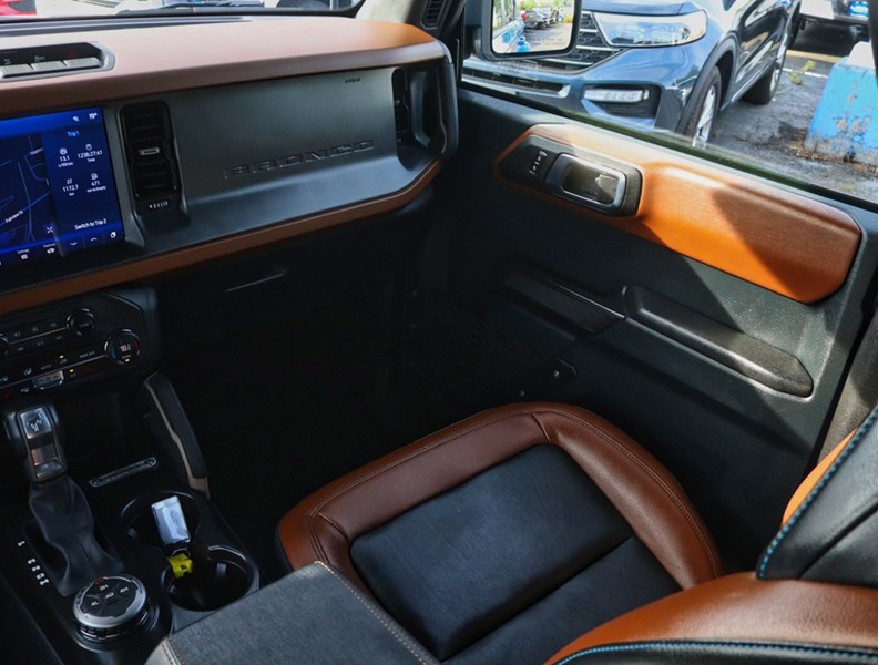 2024 Ford Bronco Outer Banks | 4X4 | 2.7L | HIGH/LUX PKG | HARD TOP
