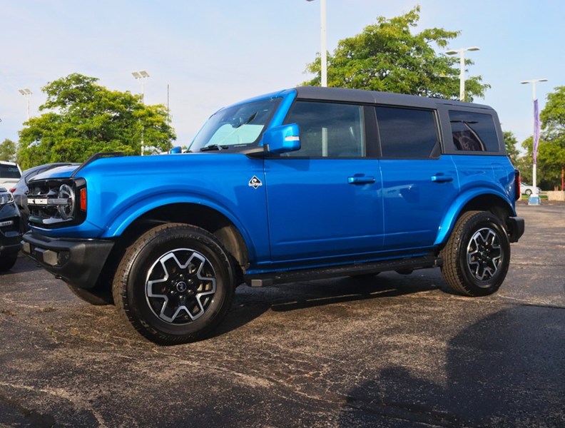 2024 Ford Bronco Outer Banks | 4X4 | 2.7L | HIGH/LUX PKG | HARD TOP