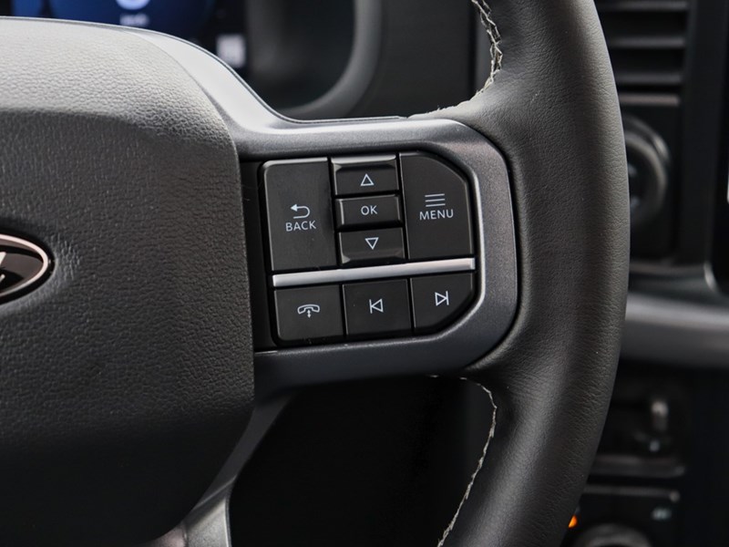 2025 Ford F-150 XLT | 4X4 | 2.7L | 303A| BLK PK PLS |ROOF | BD UTL