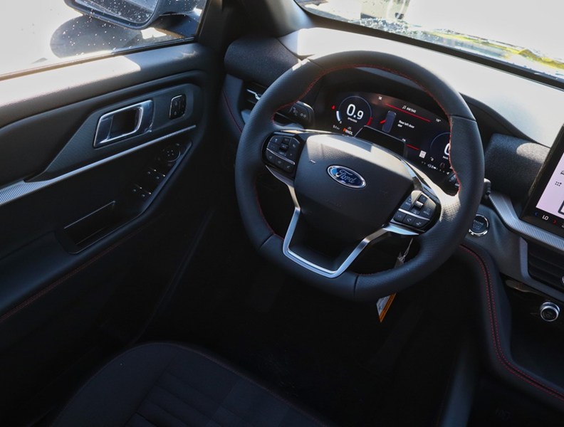 2026 Ford Explorer ST-Line | 4WD | PREM PKG | STREET PK | ROOF