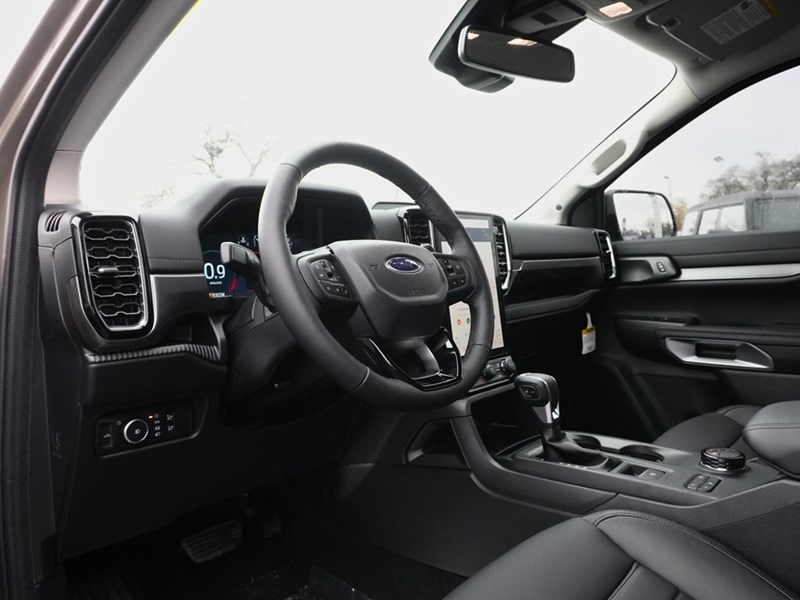2026 Ford Ranger LARIAT | 4X4 | 2.7L | BLK PK | TOW | CONV PKG