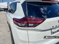 2024 Nissan Rogue AWD SV Moonroof