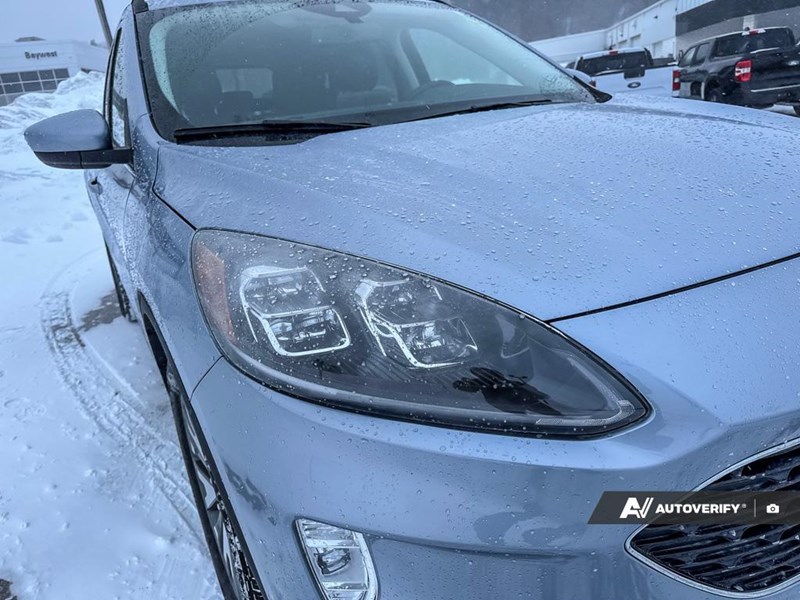 2022 Ford Escape Titanium AWD