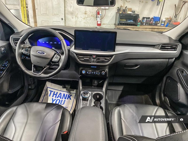 2025 Ford Escape Platinum AWD