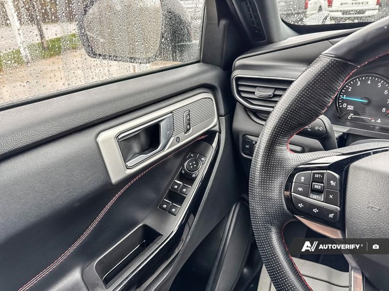 2022 Ford Explorer ST-Line 4WD