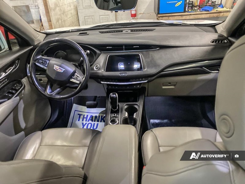 2020 Cadillac XT4 AWD 4dr Premium Luxury