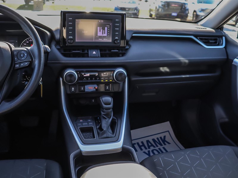 2020 Toyota RAV4 LE FWD