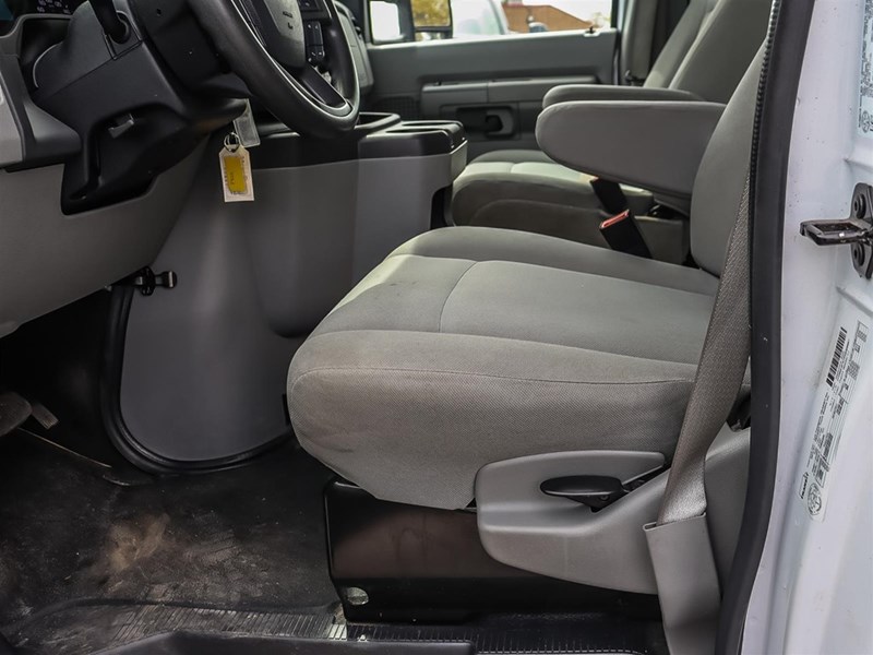 2023 FORD E-SERIES CUTAWAY E-450 DRW 158