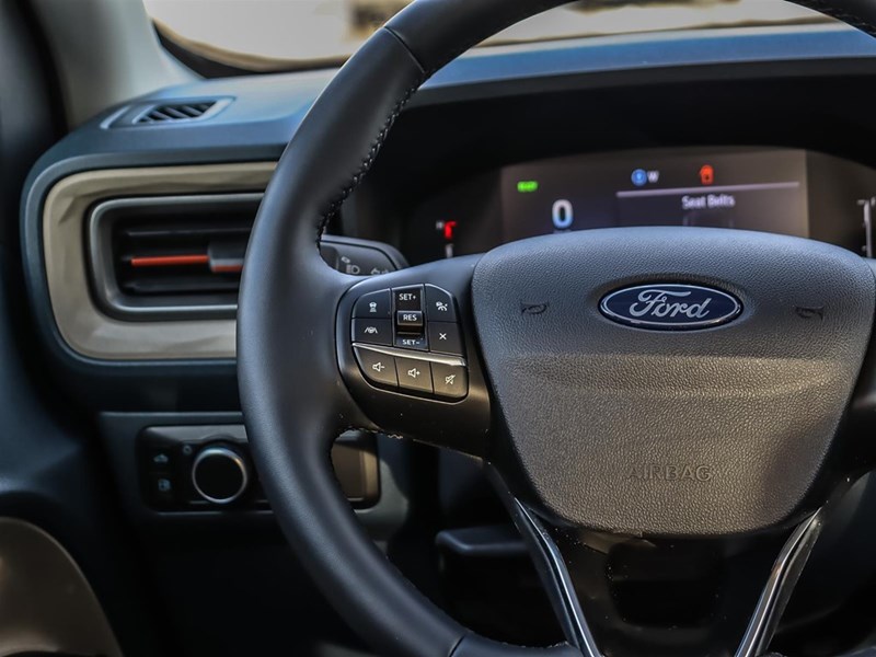 2025 Ford Maverick LARIAT AWD SuperCrew