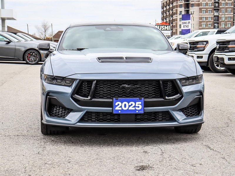 2025 Ford Mustang GT Premium Fastback