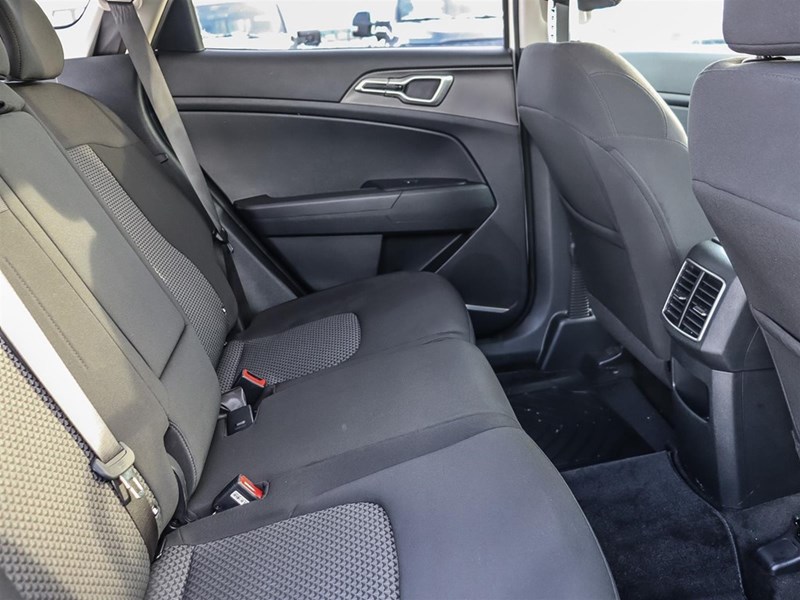 2025 Kia Sportage LX AWD