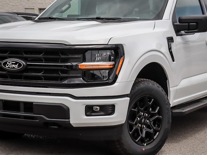 2026 Ford F-150 XLT 4WD SuperCrew 5.5' Box