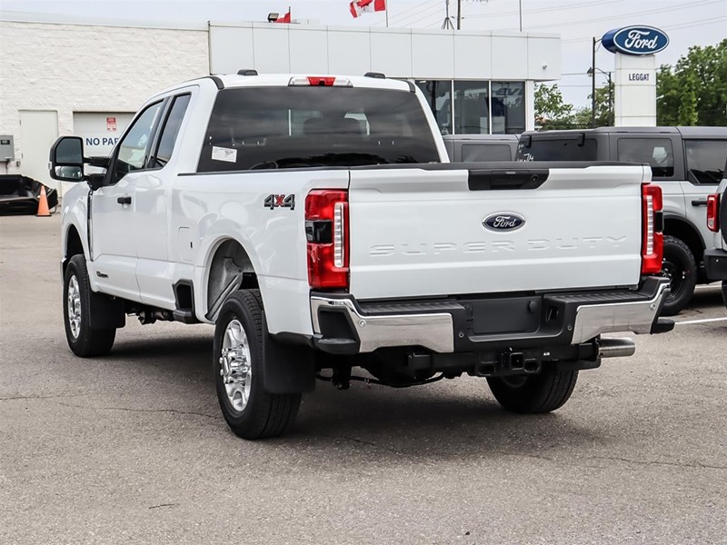 2026 Ford F-250 XLT 4WD SuperCab 8' Box