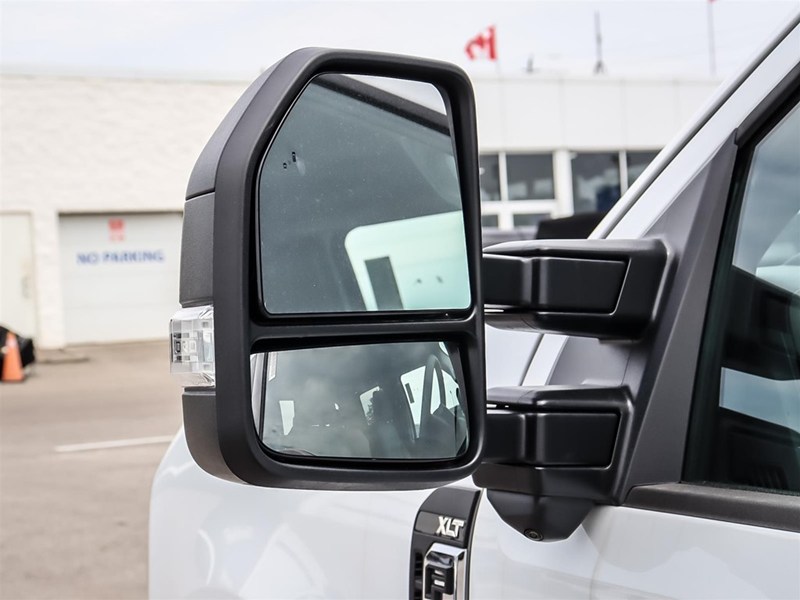 2026 Ford F-250 XLT 4WD SuperCab 8' Box