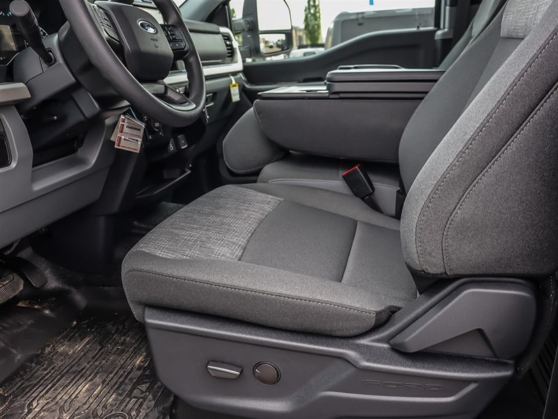2026 Ford F-250 XLT 4WD SuperCab 8' Box