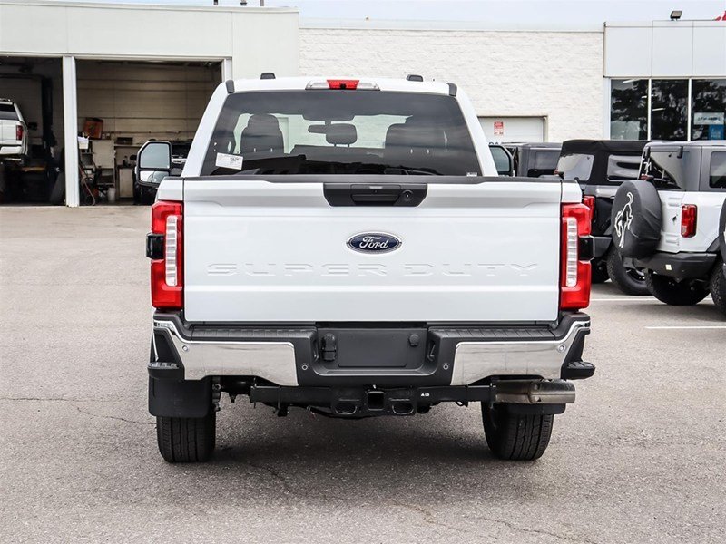 2026 Ford F-250 XLT 4WD SuperCab 8' Box