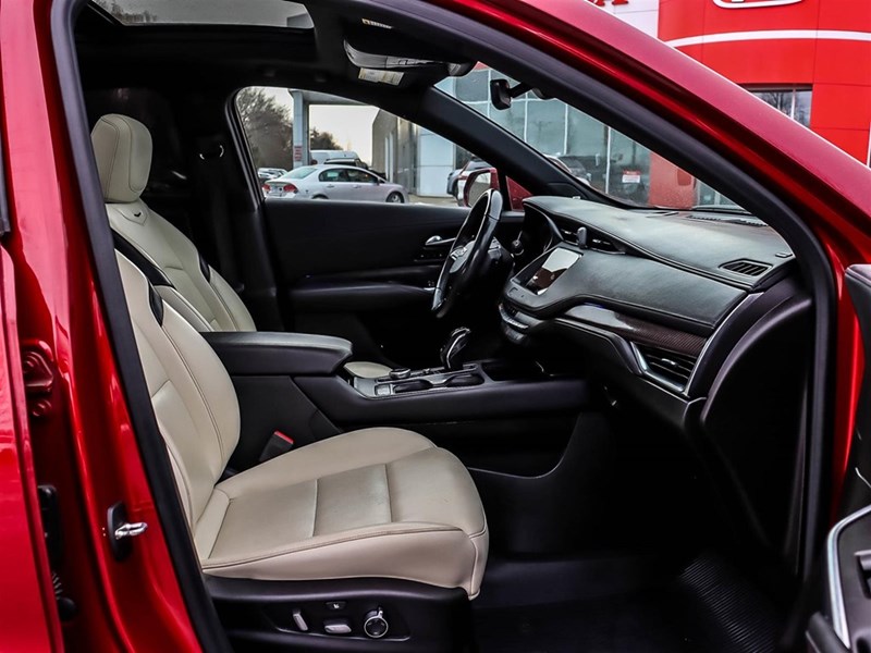 2019 Cadillac XT4 AWD 4dr Sport