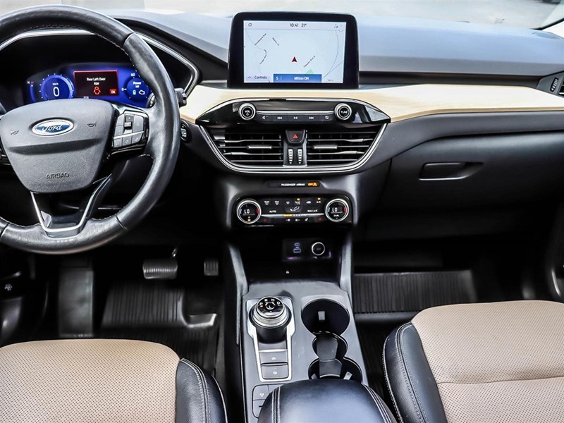 2021 Ford Escape Titanium Hybrid AWD