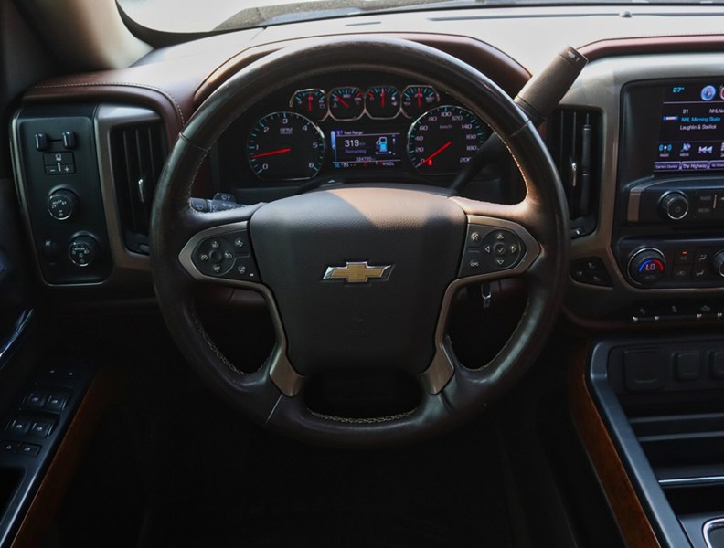 2017 Chevrolet Silverado 1500 HIGH COUNTRY 5.3L-PENDING SOLD