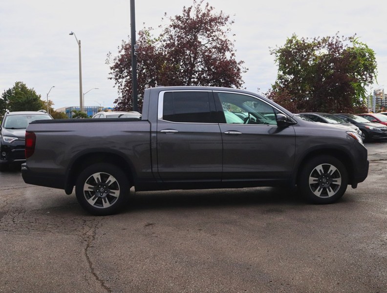 2017 Honda Ridgeline 4WD Crew Cab Touring
