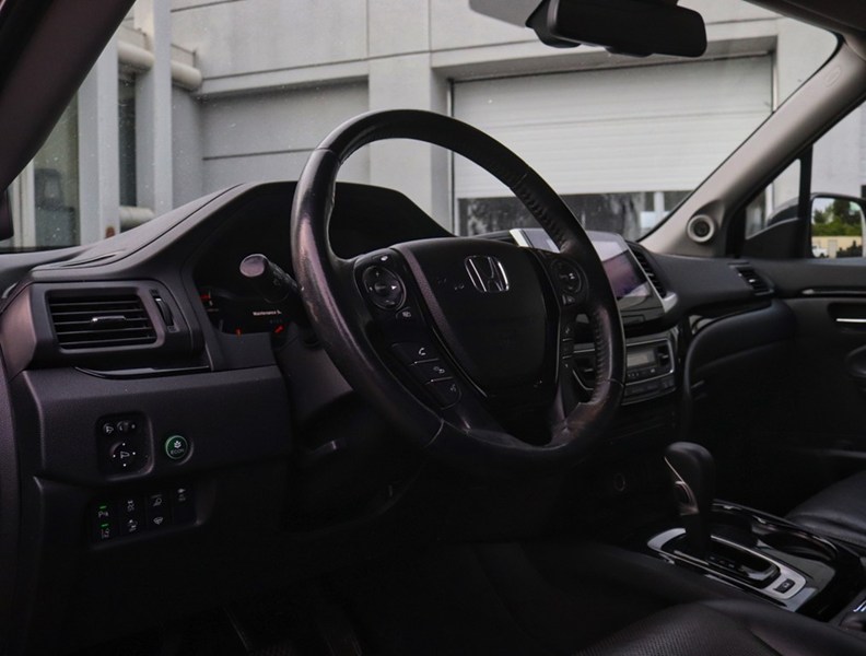 2017 Honda Ridgeline 4WD Crew Cab Touring