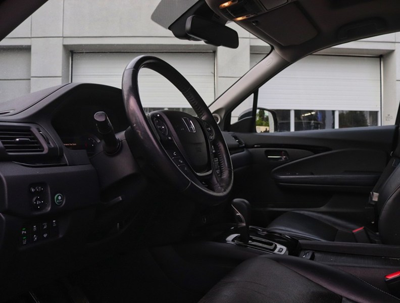 2017 Honda Ridgeline 4WD Crew Cab Touring