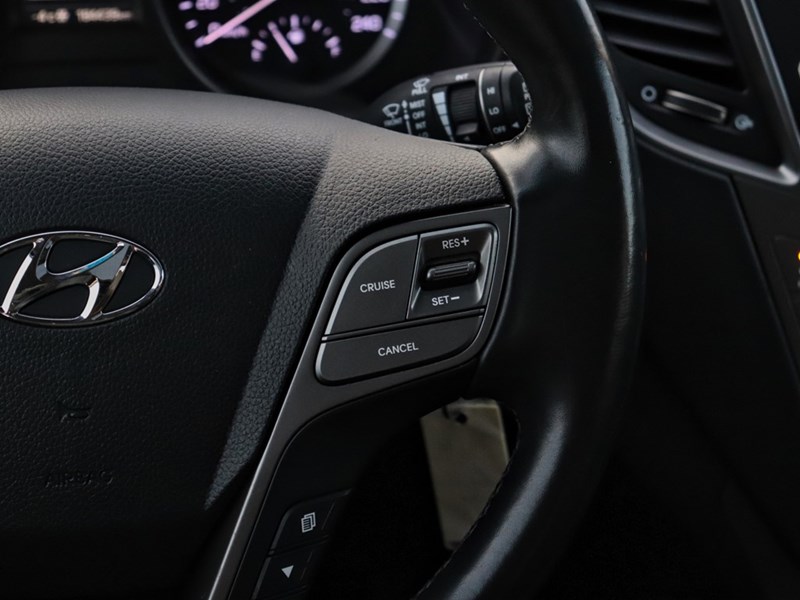 2017 Hyundai Santa Fe Sport SE AWD | Heated Seats | Leather | Back Up Camera