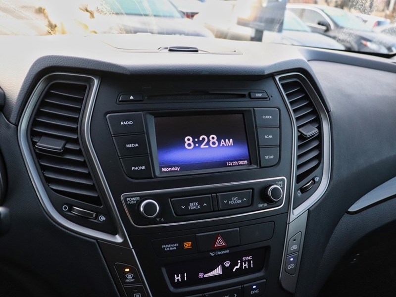 2017 Hyundai Santa Fe Sport SE AWD | Heated Seats | Leather | Back Up Camera