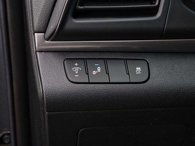 2019 Hyundai Elantra Preferred | Heated Seats | No Accidents | Carplay