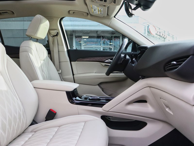 2022 Buick Envision Buick Envision Avenir | No Accidents | Dealer Serv