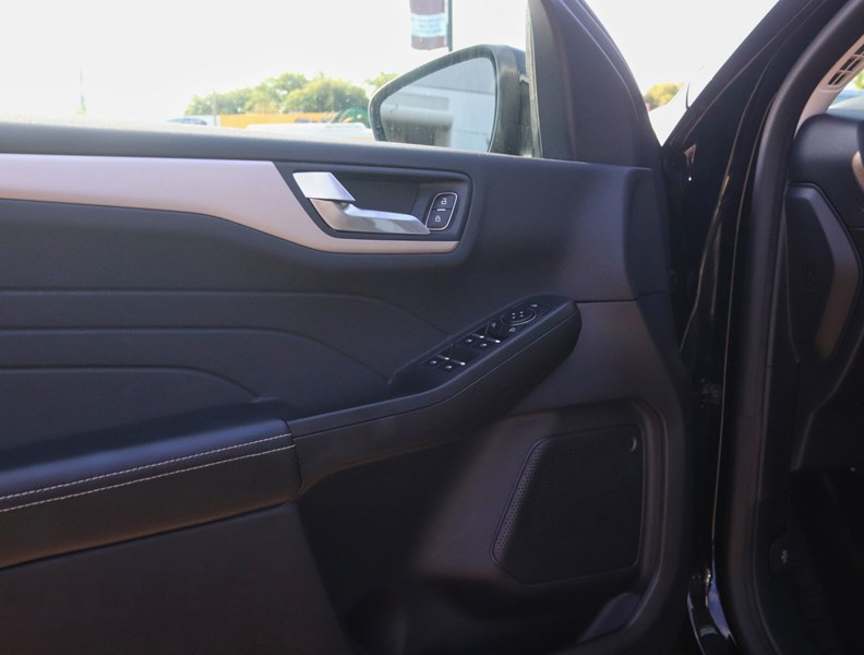 2022 Ford Escape SEL AWD