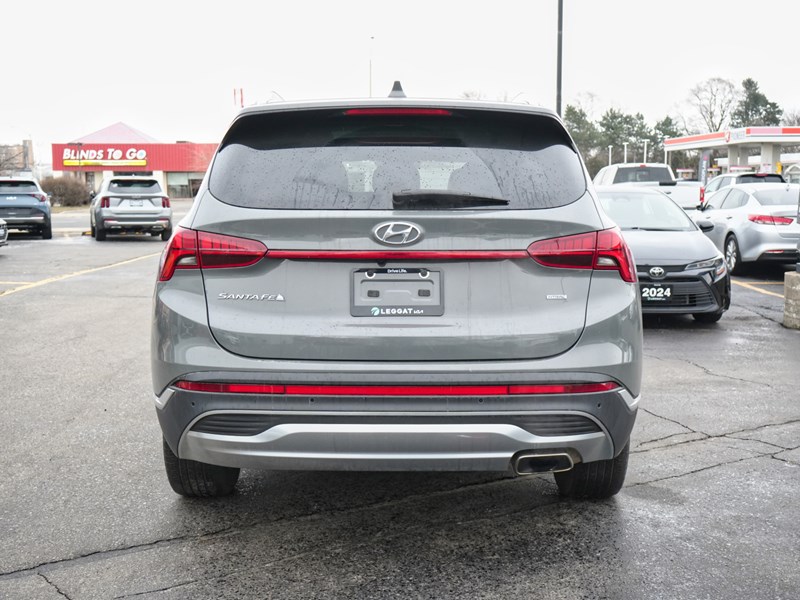 2022 Hyundai Santa Fe Preferred AWD | Sunroof | No Accidents | Carplay