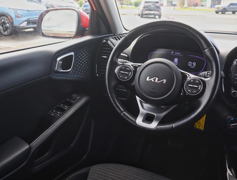 2023 Kia Soul EX IVT