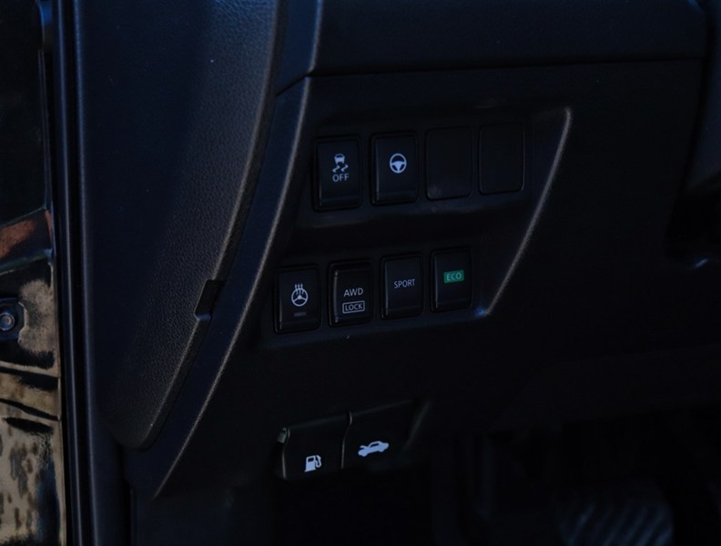 2023 Nissan Qashqai AWD SV CVT