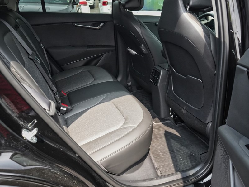 2024 Kia Niro EV Wave Demo | Sunroof | Push Start |  Carplay | GPS