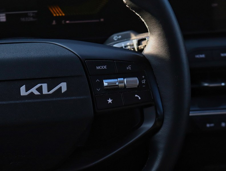 2025 Kia K4 EX FWD