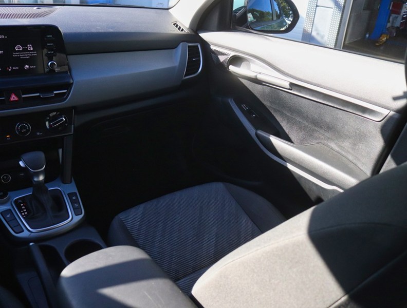 2025 Kia Seltos LX FWD