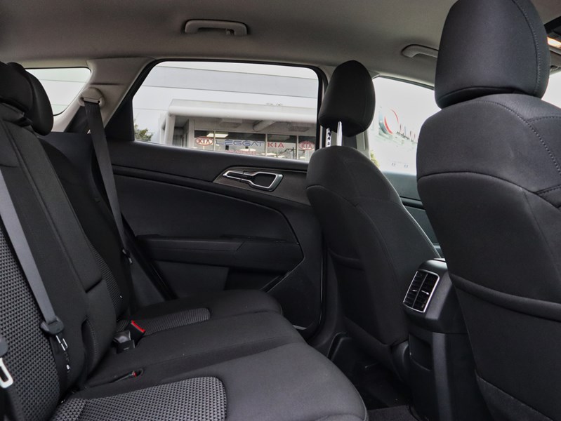 2025 Kia Sportage LX AWD