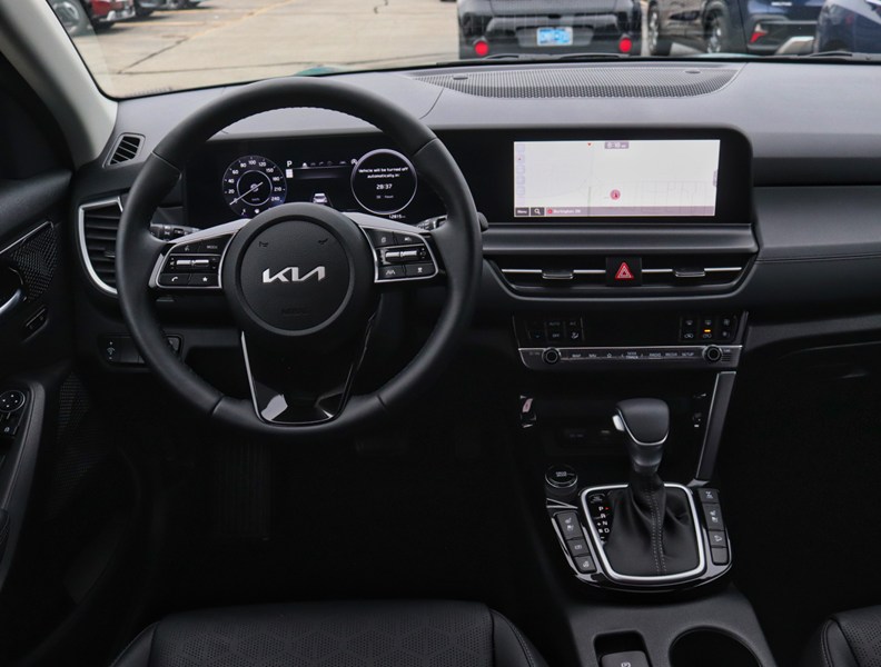 2026 Kia Seltos EX AWD