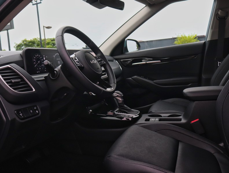 2026 Kia Seltos EX AWD